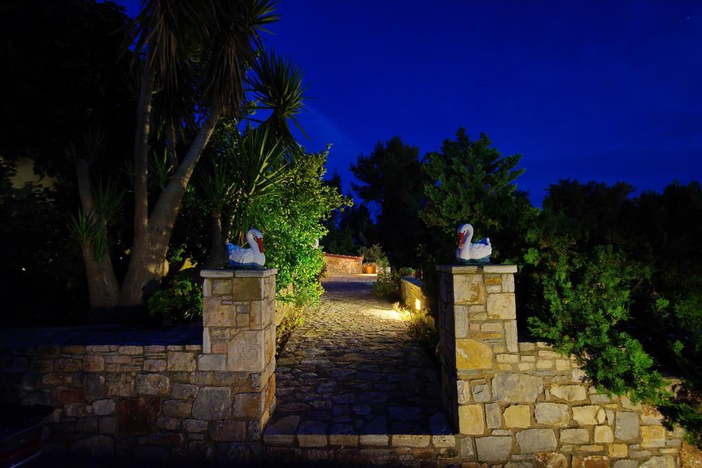 Kamelia Villas Votsi  Extérieur photo