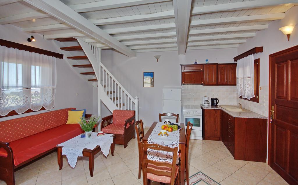Kamelia Villas Votsi  Extérieur photo