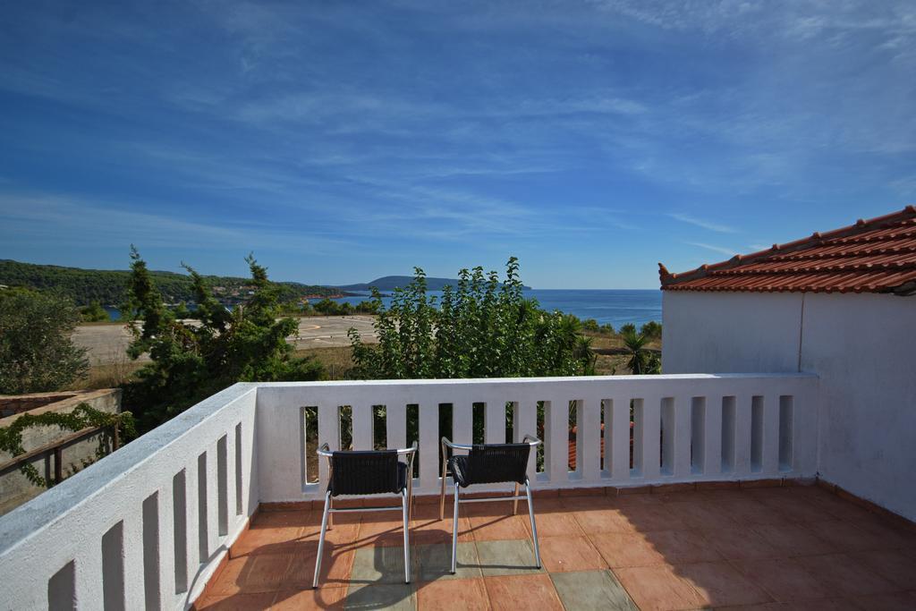 Kamelia Villas Votsi  Extérieur photo