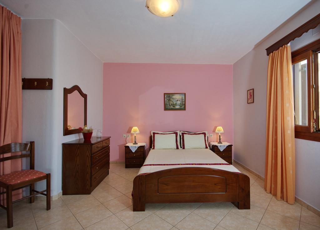 Kamelia Villas Votsi  Extérieur photo