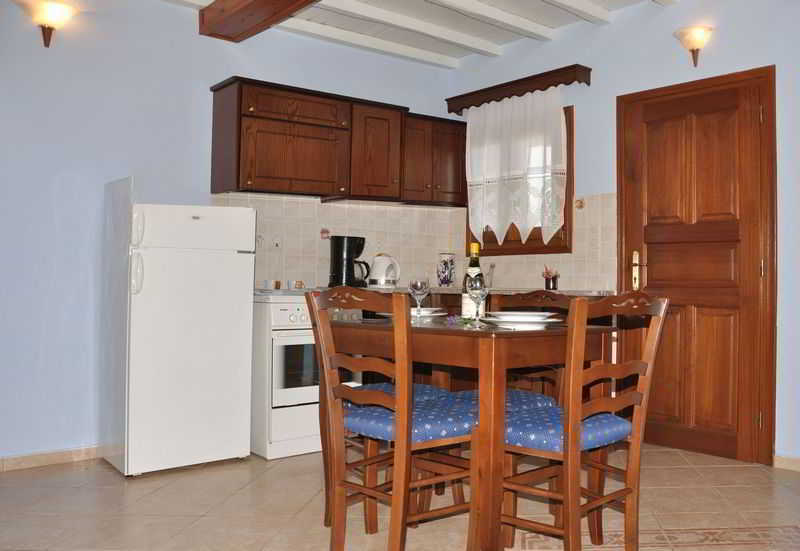 Kamelia Villas Votsi  Extérieur photo
